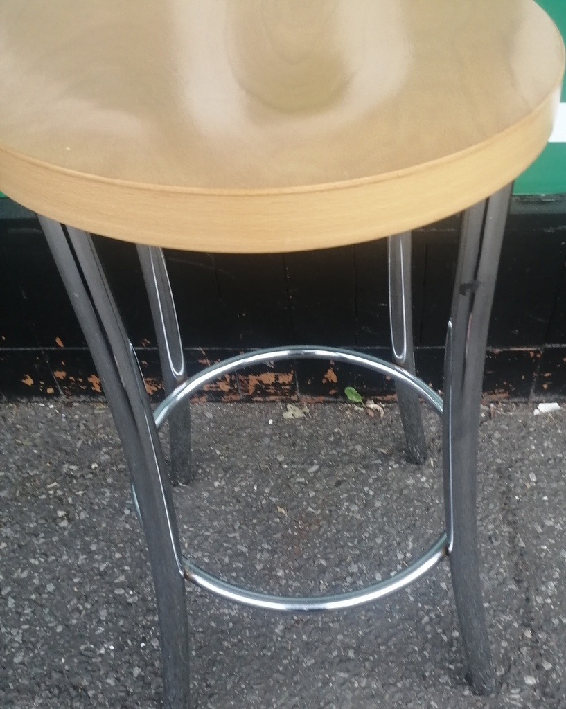 BREAKFAST BAR STOOLS