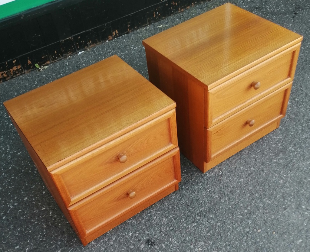 PAIR G PLAN RETRO TEAK BEDSIDE CHESTS