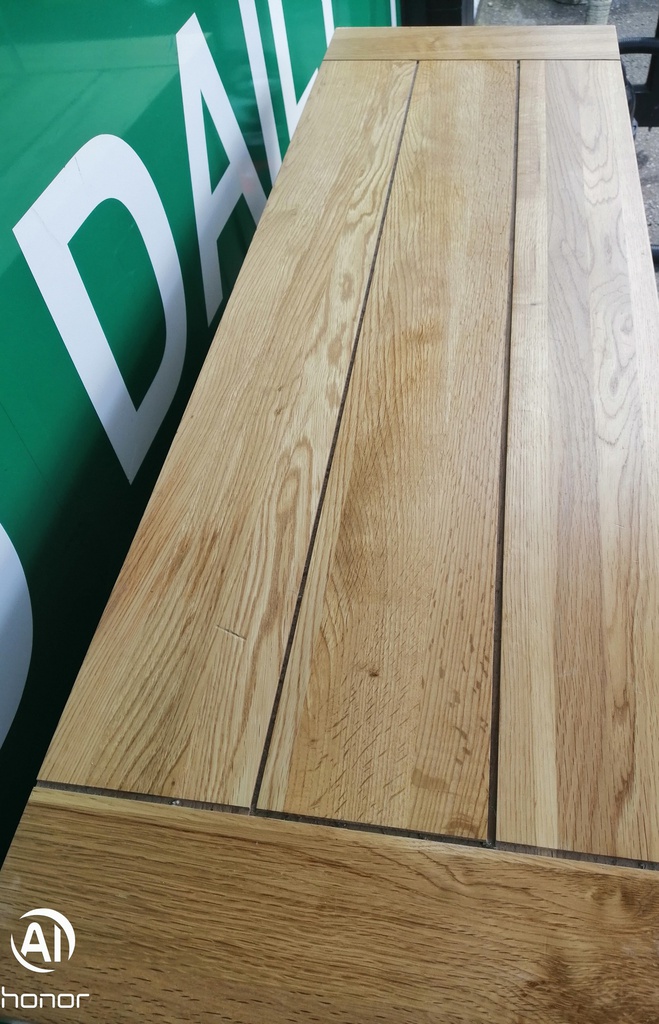 Lovely quality neat oak bookcase with drawers