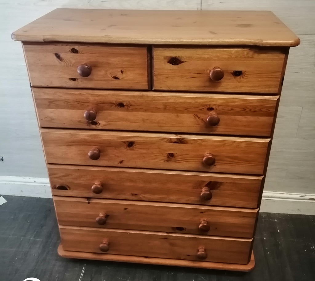 Classic seven drawer pine chest