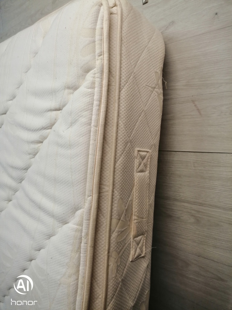 4FT 6" SLIENT NIGHT MIRACOIL SUPREME MATTRESS