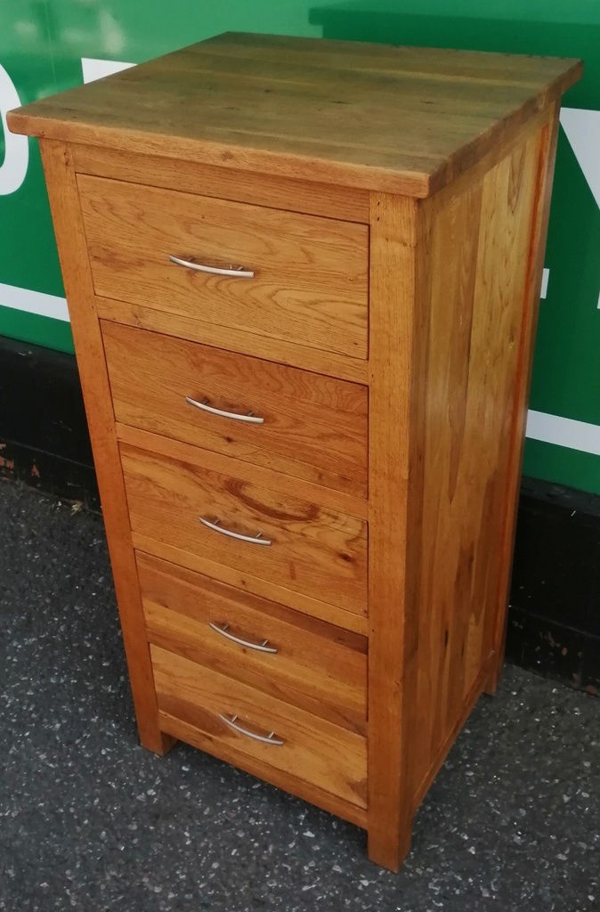 Oak Wellington Chest of Five Drawers