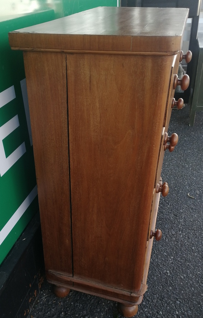 Large old antique chest of 5 drawers