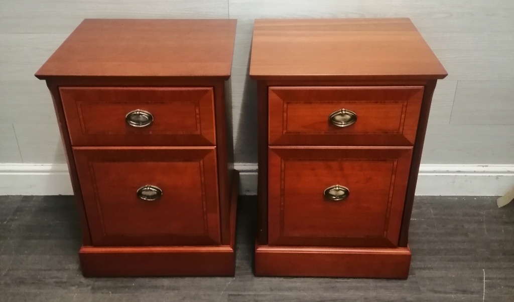 PAIR OF QUALITY OLYMPUS BEDSIDE CHESTS