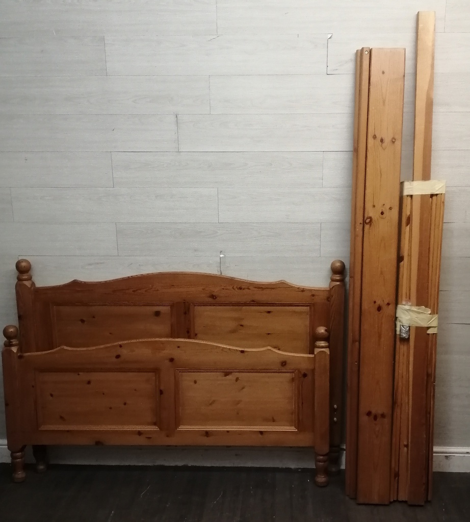 Quality solid pine 4ft6" bed frame