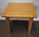 OAK SIDE TABLE