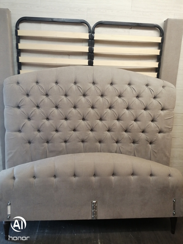 STUNNING GREY BUTTON BACK 5ft Bed Frame