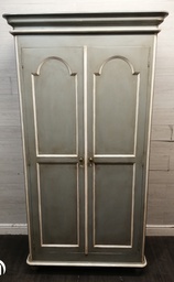 [HF18564] Painted solid pine painted wardrobe